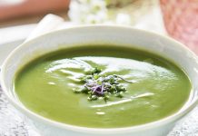 Avocado and cucumber detox cream with spirulina Avocado and cucumber detox cream with spirulina