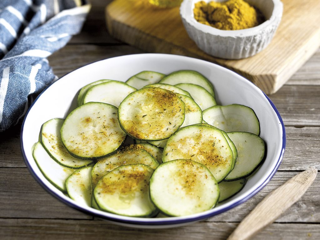 Curry zucchini chips healthier snacks