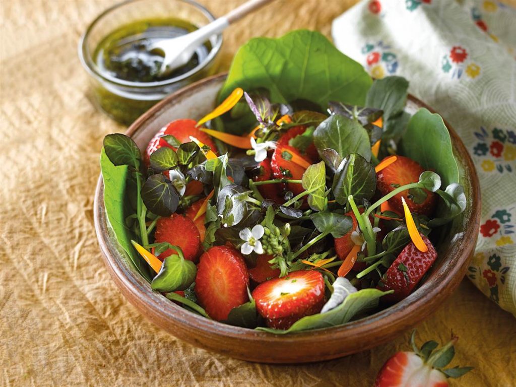 Eat the garden 4 Recipes with Wild Flowers and Herbs